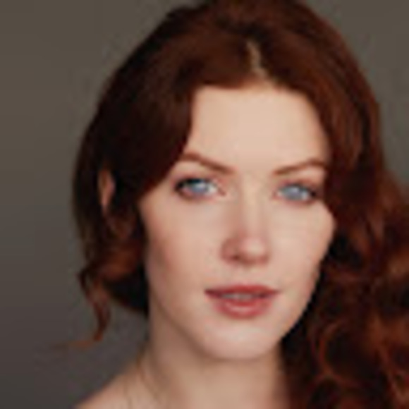 Meet your Posher, Caitlin - Picture 1 of 1